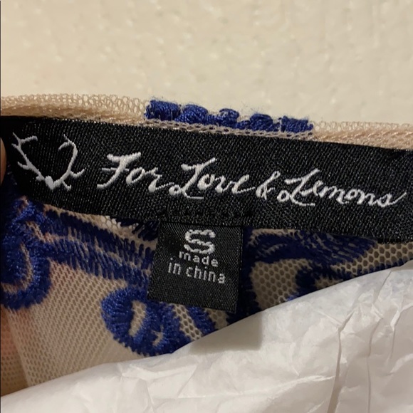 *HOST PICK* FOR LOVE AND LEMONS Blue and White Long Sleeved Dress - Picture 9 of 9